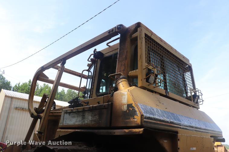 image for item DQ9475 Caterpillar D6H LGP dozer