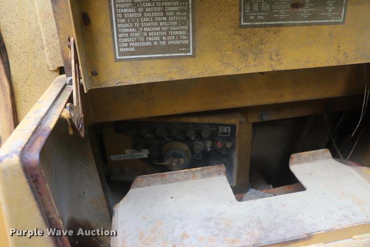 image for item DQ9475 Caterpillar D6H LGP dozer