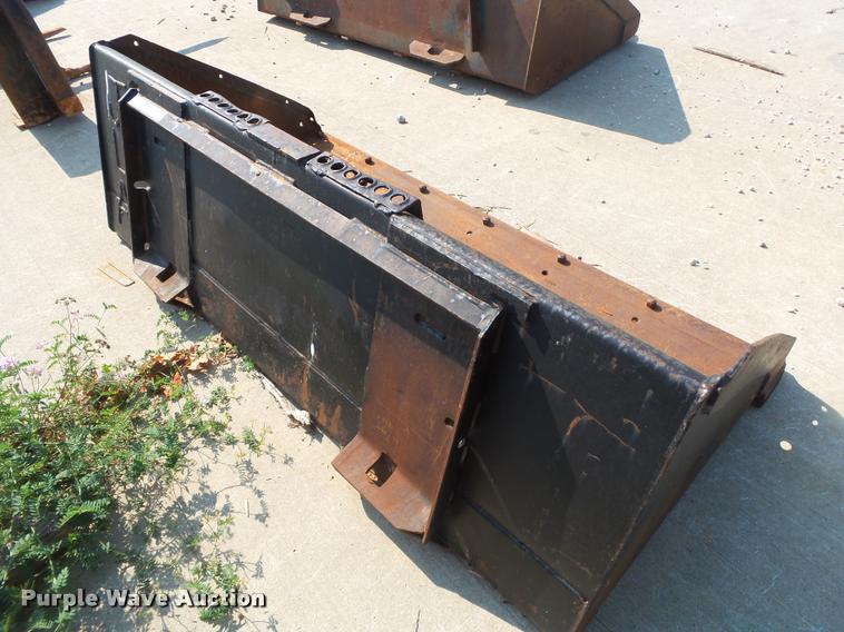image for item DS9741 SSL skid steer bucket