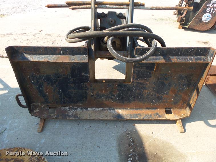 image for item DS9744 Bobcat breaker