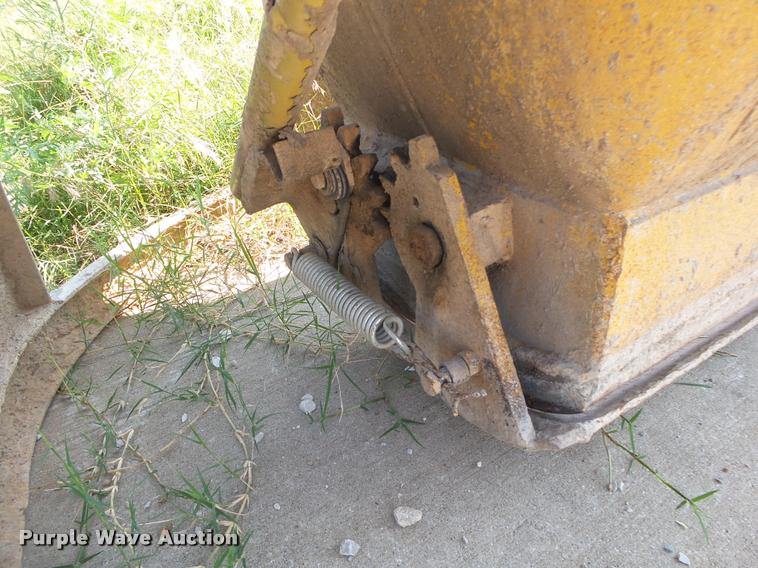 image for item DS9745 Concrete bucket