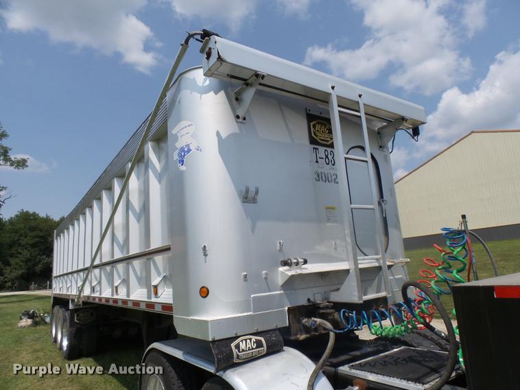 image for item K1842 2007 MAC end dump trailer