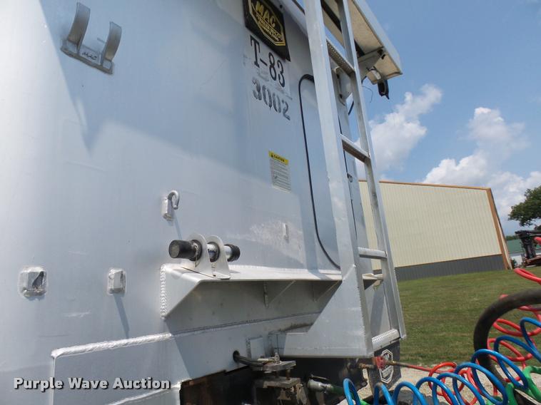 image for item K1842 2007 MAC end dump trailer