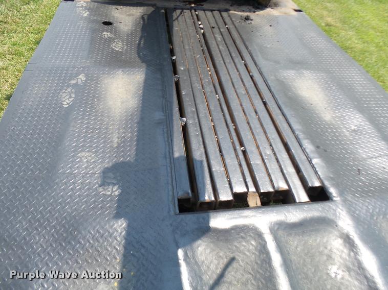 image for item K1846 2003 Sterling L9500 grapple crane truck