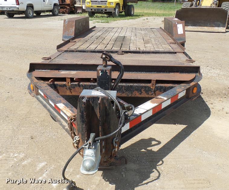 image for item K1872 2002 Towmaster T-12-T tilt deck equipment trailer
