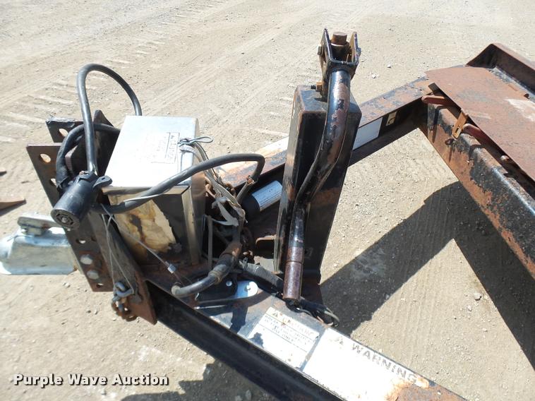 image for item K1872 2002 Towmaster T-12-T tilt deck equipment trailer