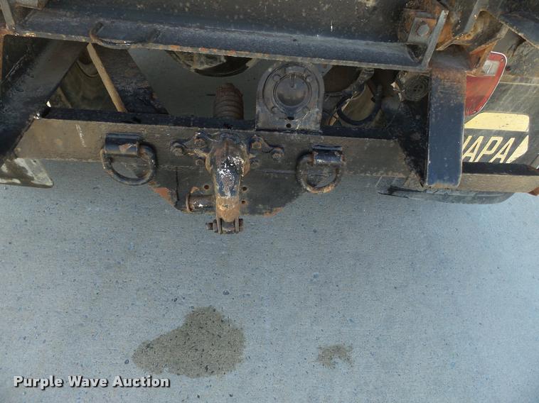 image for item K3265 1986 International 1754 bucket truck