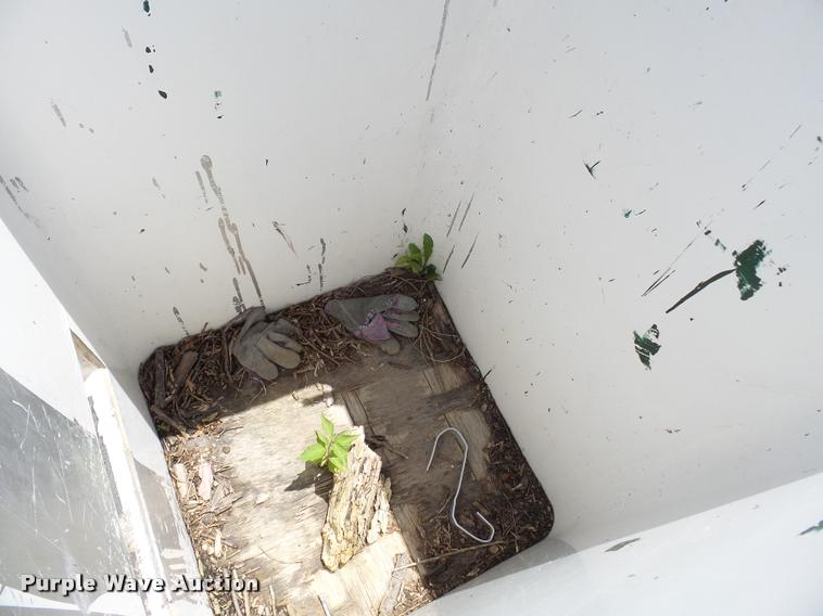 image for item K3265 1986 International 1754 bucket truck