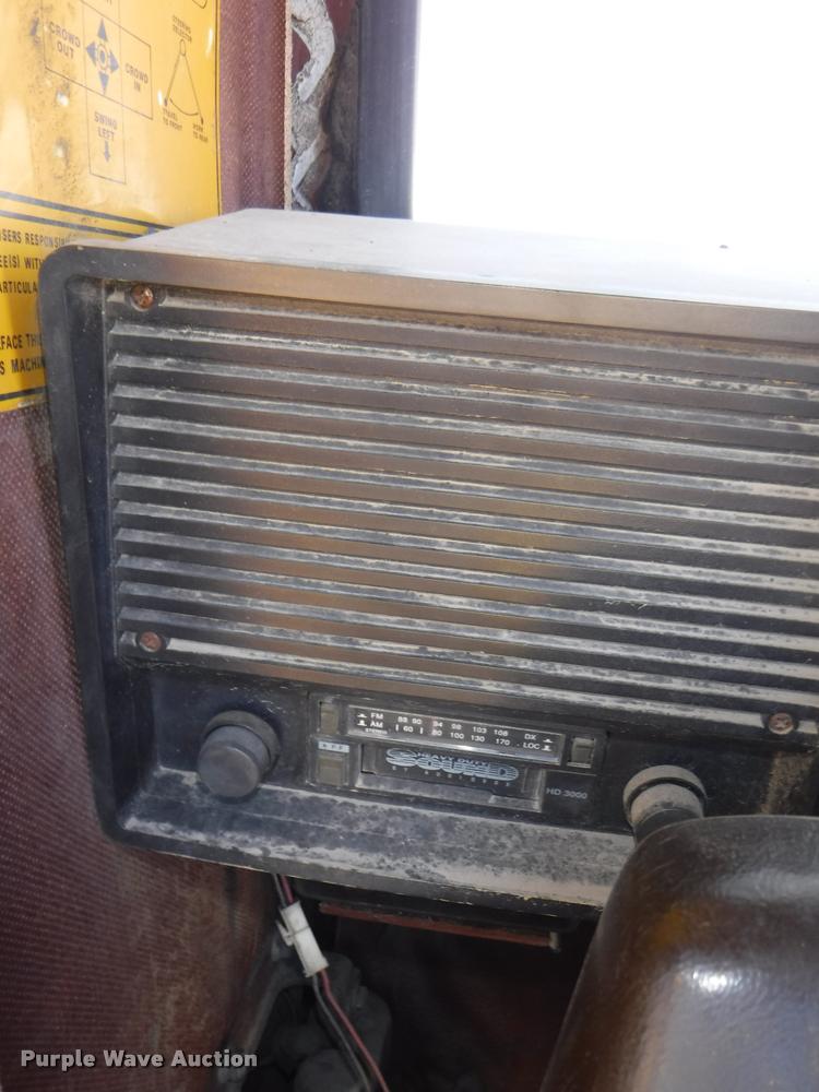 image for item K5873 Badger 1085C Cruiz-Air rubber tire excavator