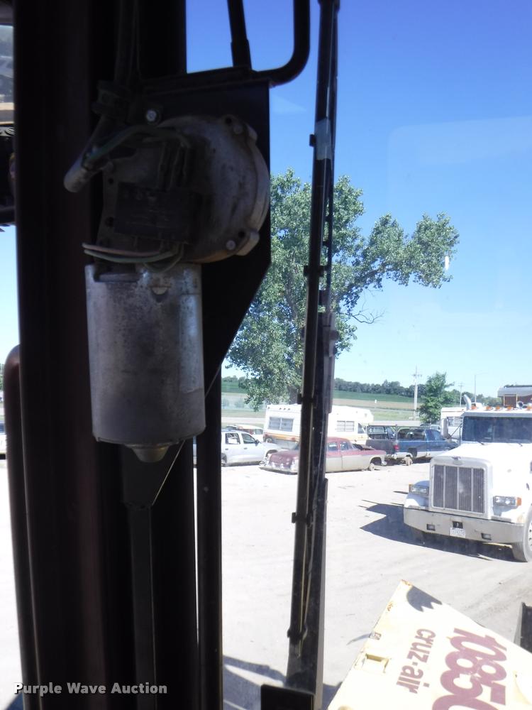 image for item K5873 Badger 1085C Cruiz-Air rubber tire excavator