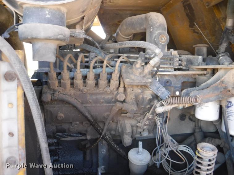 image for item K5873 Badger 1085C Cruiz-Air rubber tire excavator