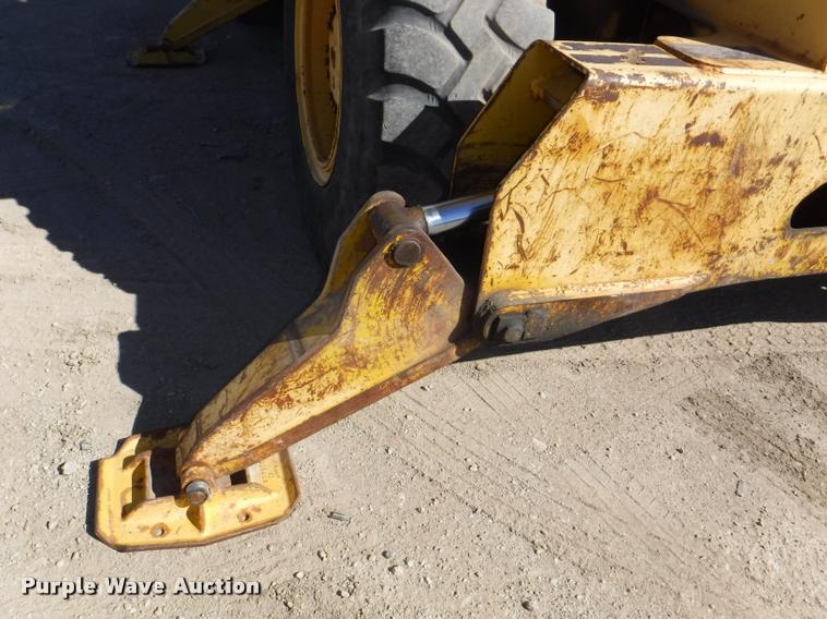 image for item K5873 Badger 1085C Cruiz-Air rubber tire excavator