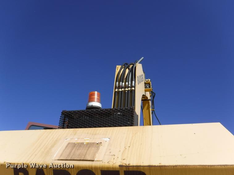 image for item K5873 Badger 1085C Cruiz-Air rubber tire excavator