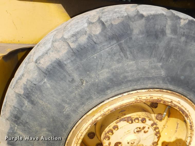 image for item K5873 Badger 1085C Cruiz-Air rubber tire excavator