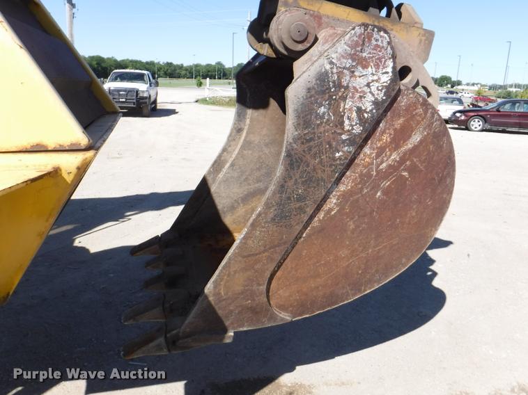 image for item K5873 Badger 1085C Cruiz-Air rubber tire excavator