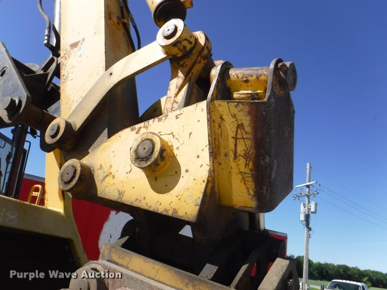 image for item K5873 Badger 1085C Cruiz-Air rubber tire excavator