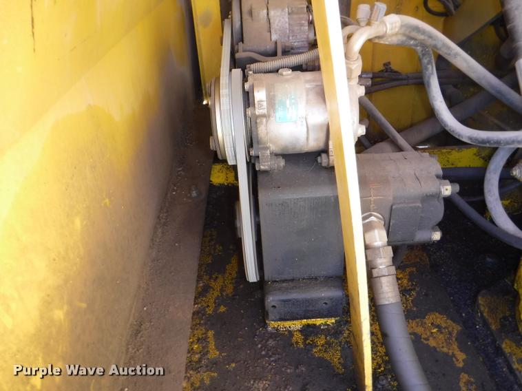 image for item K5873 Badger 1085C Cruiz-Air rubber tire excavator