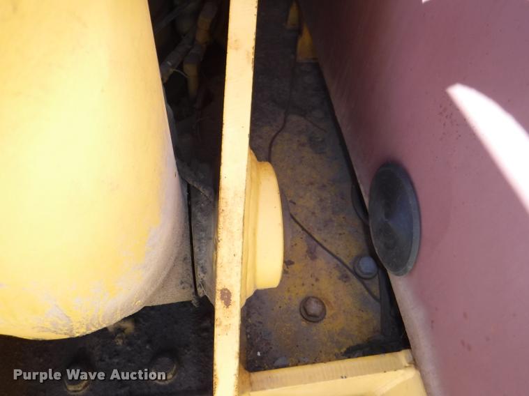 image for item K5873 Badger 1085C Cruiz-Air rubber tire excavator