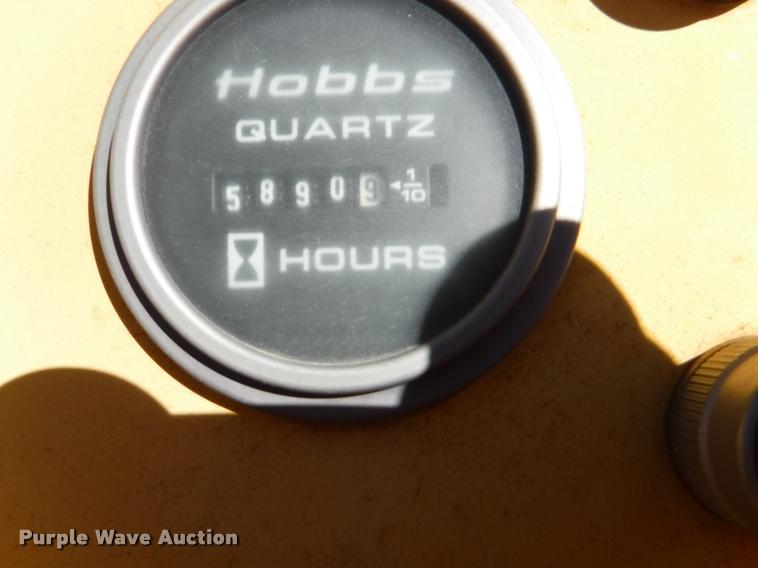 image for item K5873 Badger 1085C Cruiz-Air rubber tire excavator