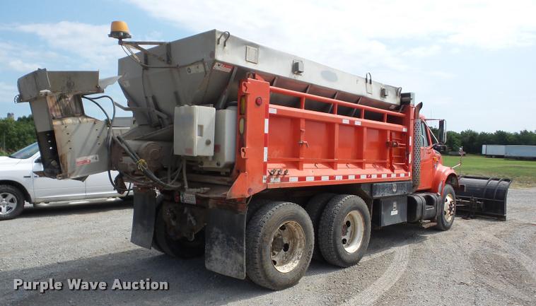 image for item K6453 1999 International 4900 dump truck