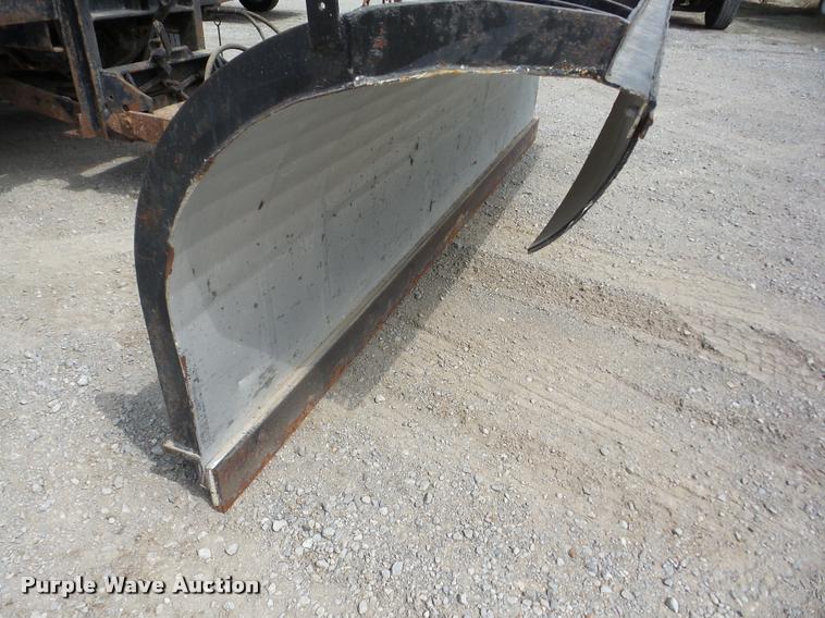 image for item K6453 1999 International 4900 dump truck