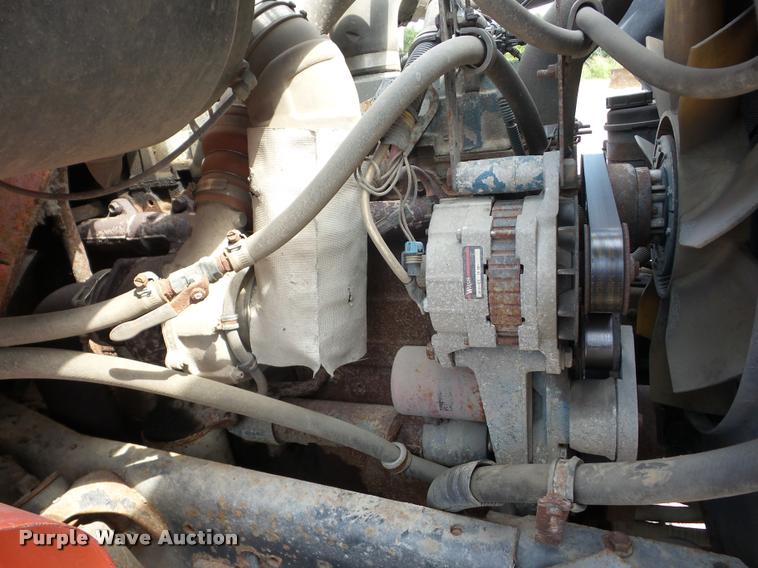 image for item K6453 1999 International 4900 dump truck