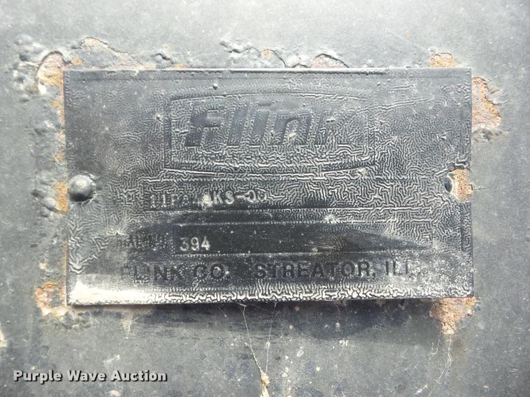 image for item K6453 1999 International 4900 dump truck