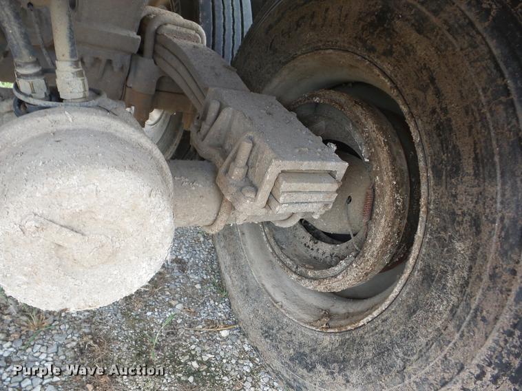 image for item K6454 2006 LTS HRD-27QF end dump trailer