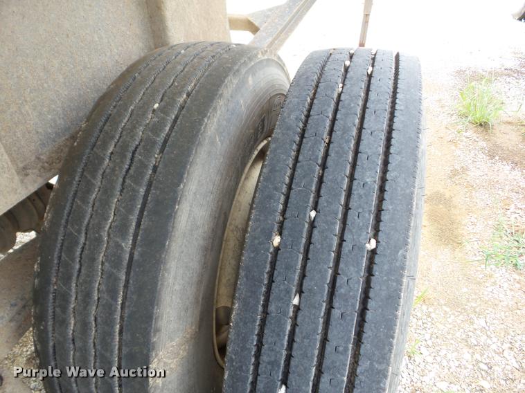 image for item K6454 2006 LTS HRD-27QF end dump trailer