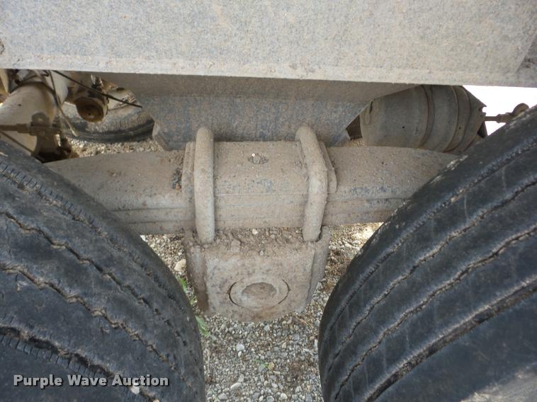 image for item K6454 2006 LTS HRD-27QF end dump trailer