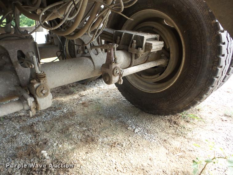 image for item K6454 2006 LTS HRD-27QF end dump trailer