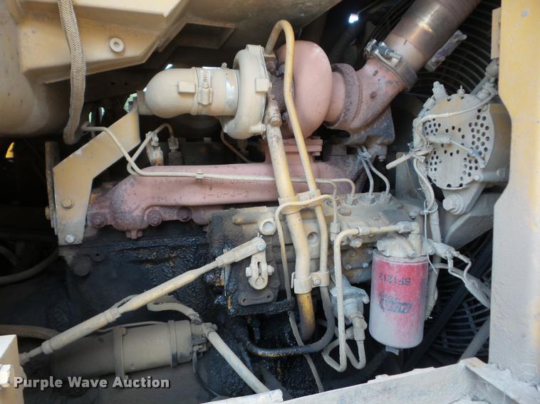 image for item K6459 1984 Caterpillar 963 track loader