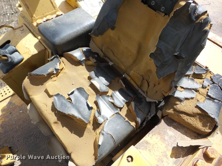 image for item K6459 1984 Caterpillar 963 track loader