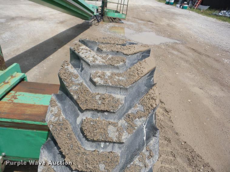 image for item K6460 1996 Genie S85 boom lift