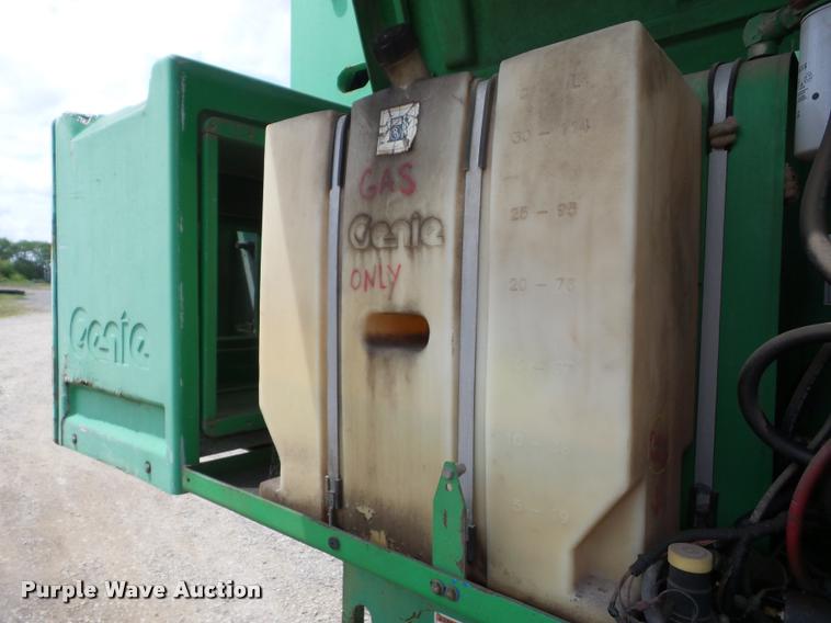 image for item K6460 1996 Genie S85 boom lift