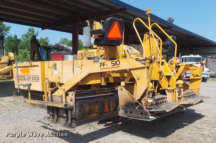 image for item K7528 1995 Blaw-Knox PF-510 paver