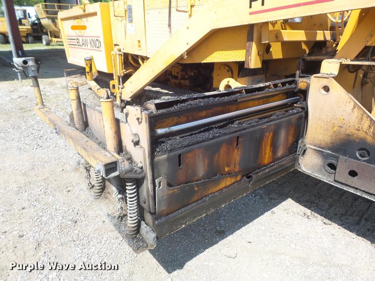 image for item K7528 1995 Blaw-Knox PF-510 paver