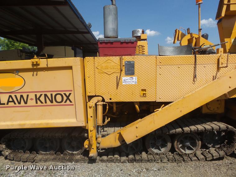 image for item K7528 1995 Blaw-Knox PF-510 paver