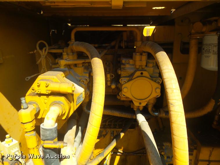 image for item K7528 1995 Blaw-Knox PF-510 paver