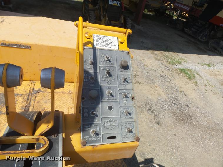 image for item K7528 1995 Blaw-Knox PF-510 paver