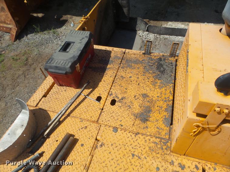 image for item K7528 1995 Blaw-Knox PF-510 paver