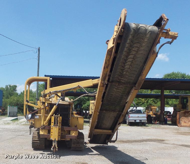 image for item K7530 1998 Vermeer T455 Trencher