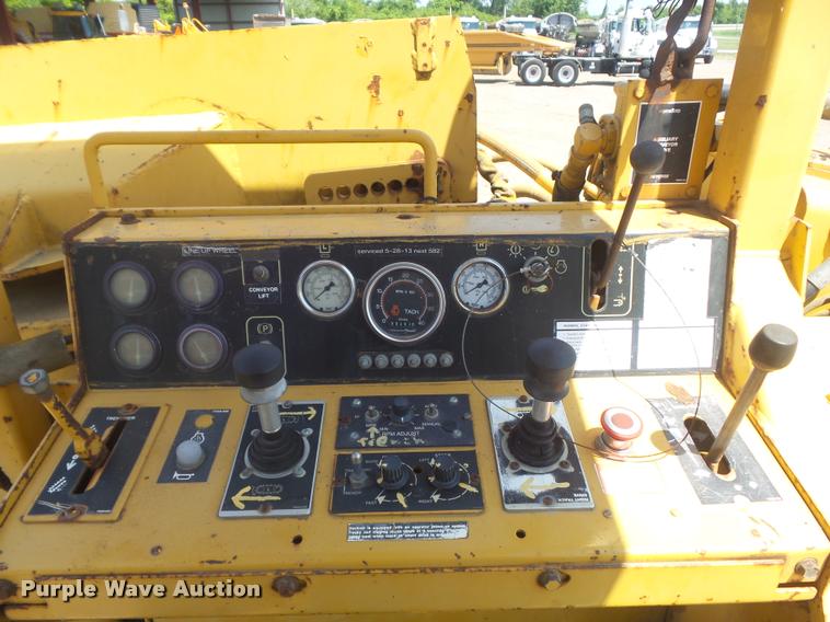 image for item K7530 1998 Vermeer T455 Trencher