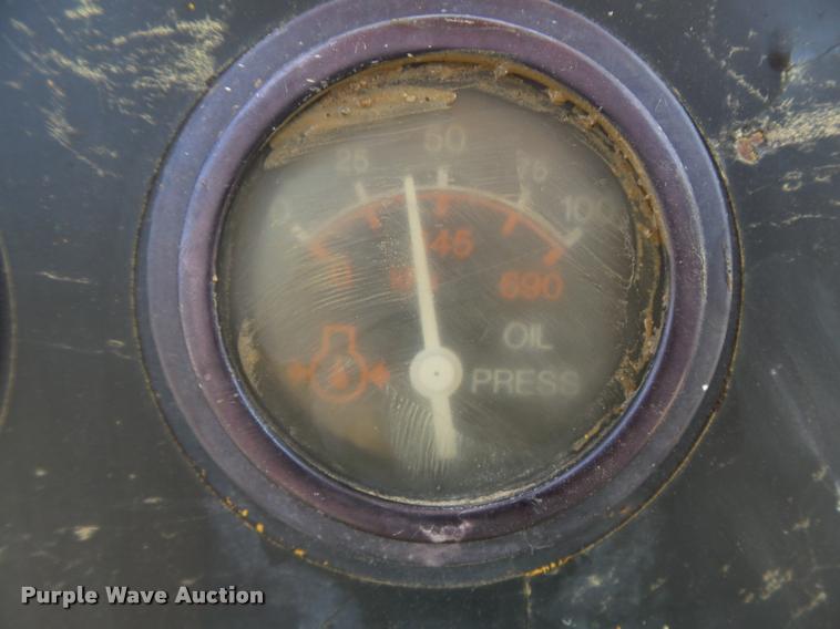 image for item K7530 1998 Vermeer T455 Trencher