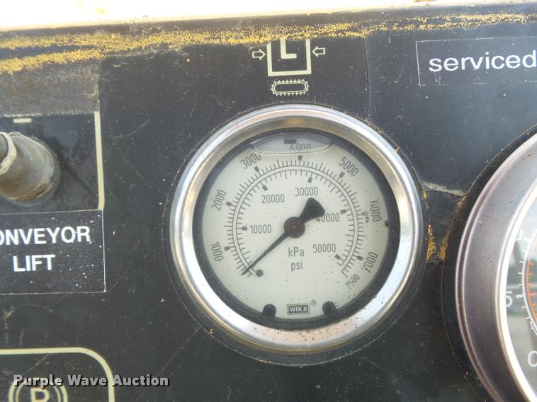 image for item K7530 1998 Vermeer T455 Trencher