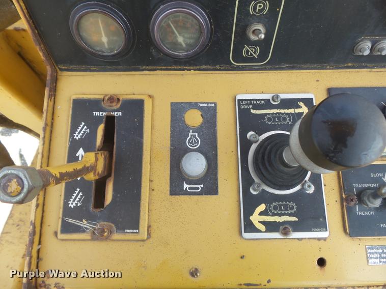 image for item K7530 1998 Vermeer T455 Trencher