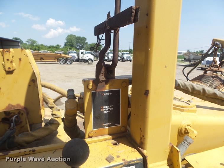 image for item K7530 1998 Vermeer T455 Trencher