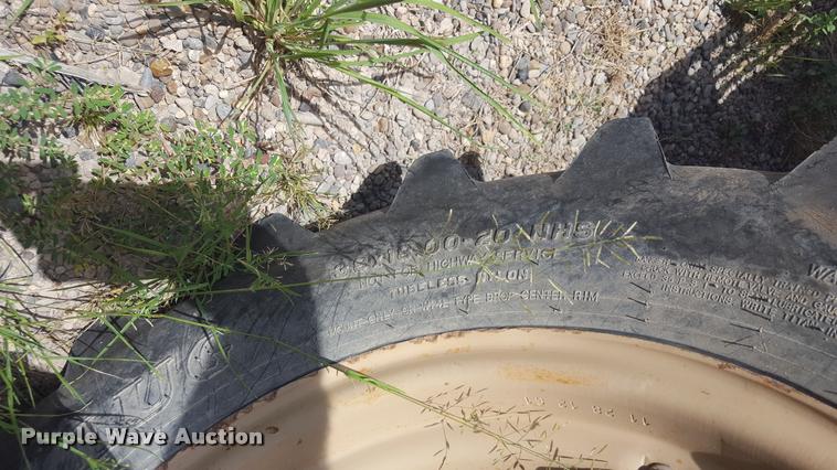 image for item L1511 2013 Ditch Witch RT95 trencher