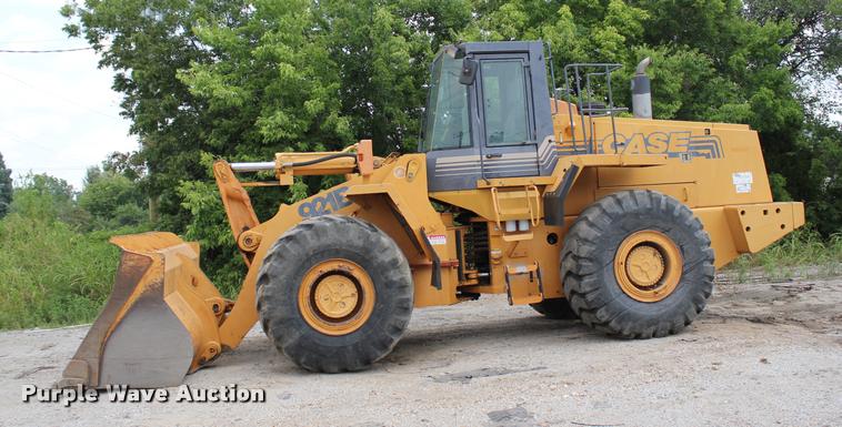 image for item L3208 1998 Case 921B wheel loader