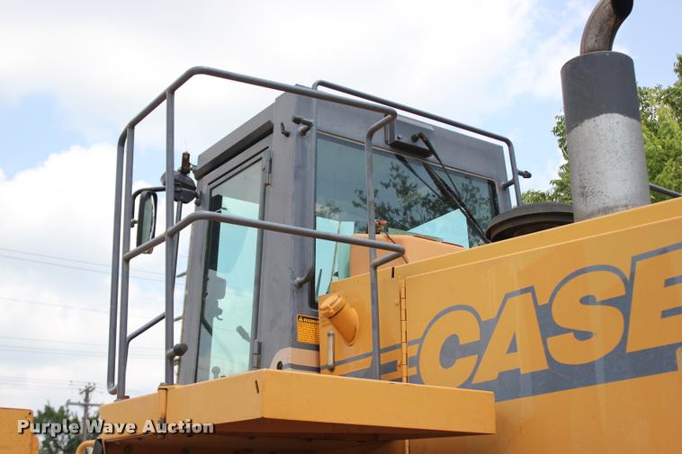 image for item L3208 1998 Case 921B wheel loader